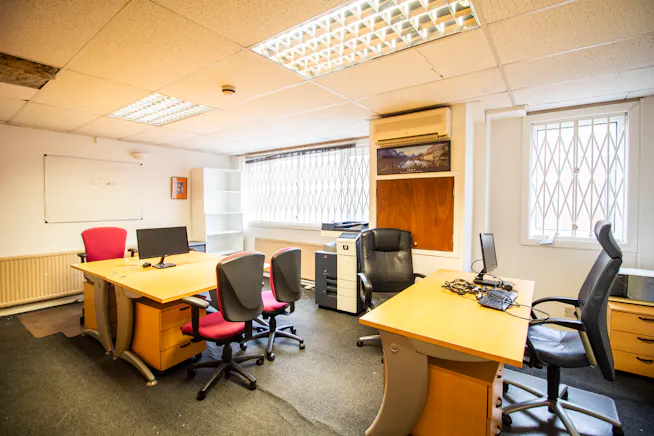 Unit 21, Park Royal Metro Centre, Park Royal, Office / Industrial / Warehouse For Sale - 10.1.jpg