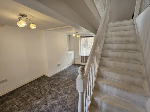 5 Fish Street, Worcester, Retail / Office To Let - Image 5