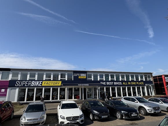 61-63 Gatwick Road, Crawley, Industrial For Sale - IMG_8328.JPG