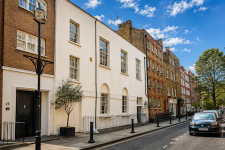 23 Gosfield Street, London, Office For Sale - External 1
