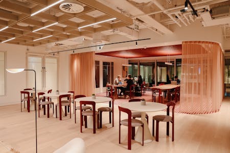 40 Leadenhall Street, London, Office To Let - HuckletreeLeadenhallOpening-OliviaChenery-14.jpg