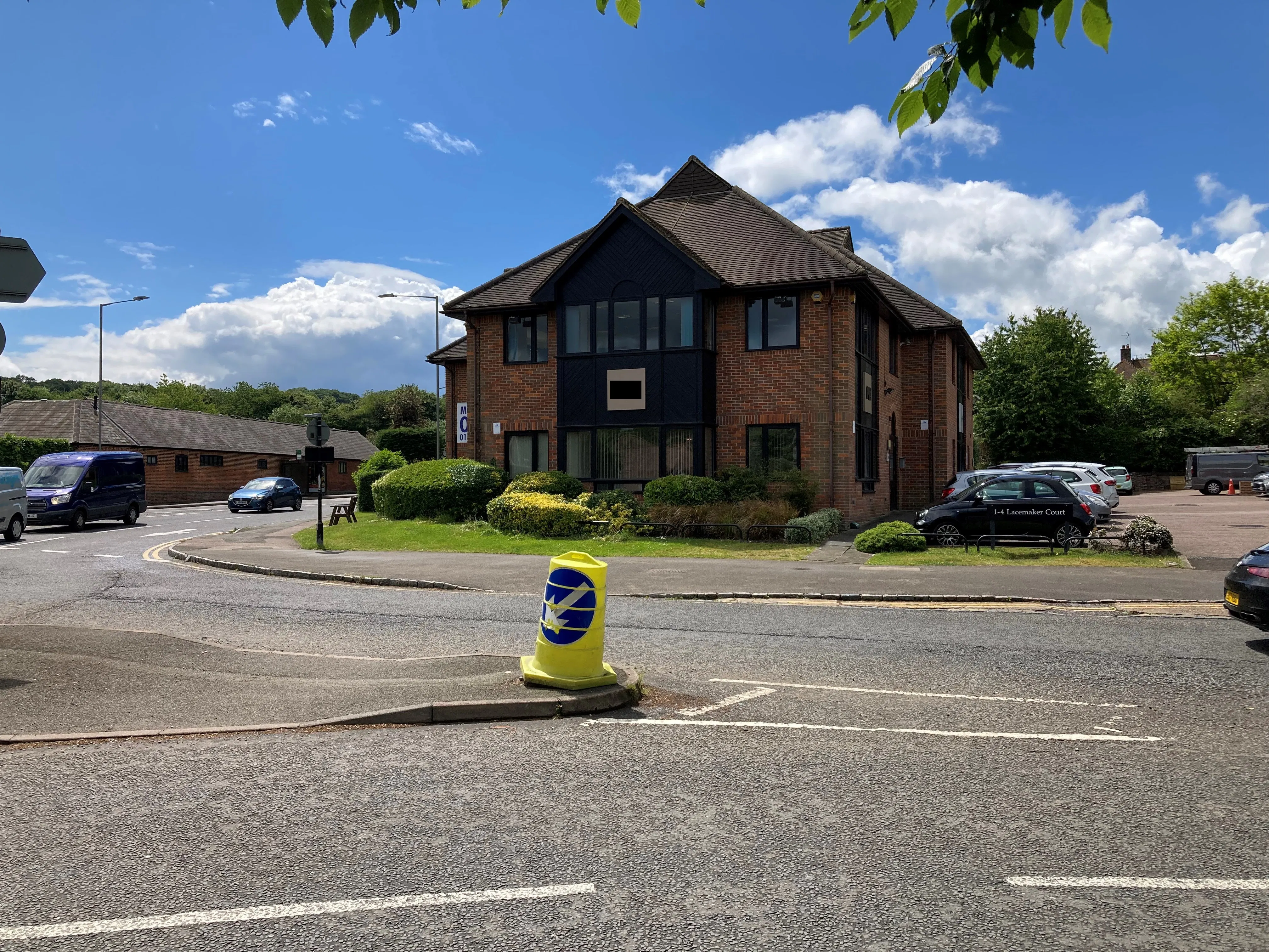 4 Lacemaker Court, London Road, Amersham, Investment For Sale - External JK.jpg