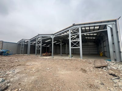 Units 1-3, Russell Gardens, Wickford, Industrial/Logistics To Let - fe8eb3636c2940faa8c935f0a5a90732.jpg