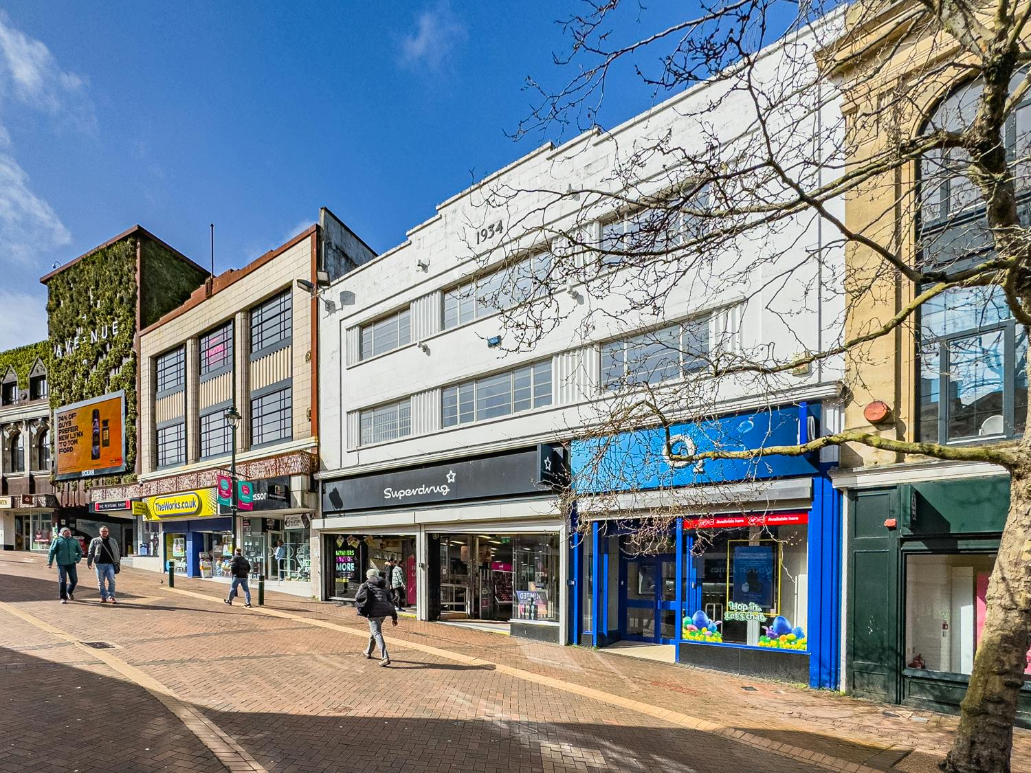 Retail/Shop in Bournemouth - photo 2