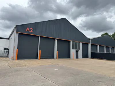 Unit A2 Vale Industrial Estate, Watford, Industrial / Light Industrial / Warehouse To Let - IMG_5988.jpeg
