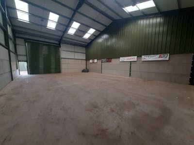 Unit 3 Meadleys Farm, Westbeech Road, Wolverhampton, Light Industrial To Let - 2