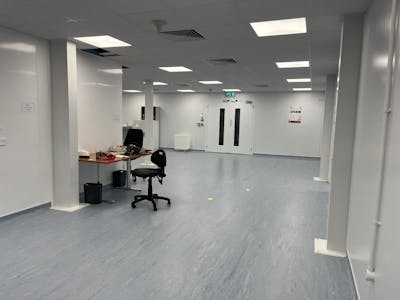 Modern Warehouse, Unit 5 Century Court, Aylesbury, Industrial / Industrial/Logistics To Let - IMG_1084.JPG