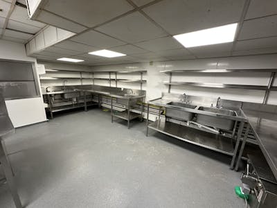 Basement Kitchen, Numa Hotel, Brighton, A3 (Restaurants and Cafes) / Industrial / Other / Restaurant / Cafe / Takeaway To Let - IMG_2968.jpg