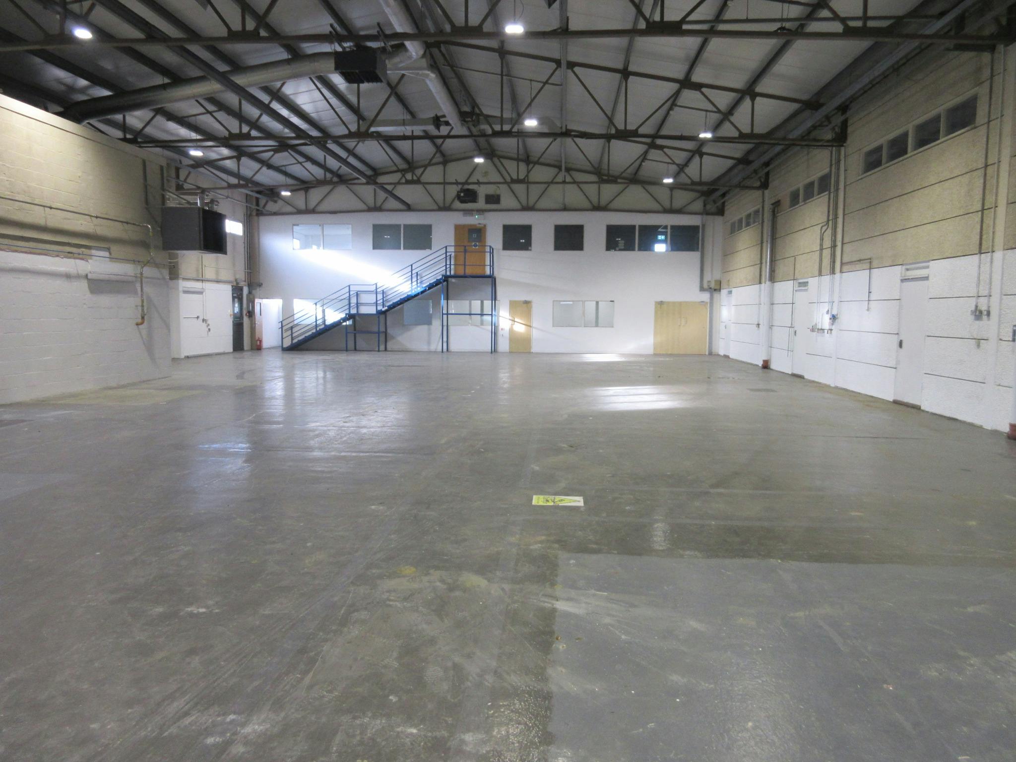 Building 44, Dunsfold Park, Stovolds Hill, Cranleigh, Industrial / Warehouse To Let - IMG_2296.JPG