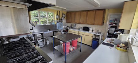 1 Kerridges Yard, Hailsham, Leisure / Office / Open Storage / Takeaway To Let - 20251104_111635.jpg