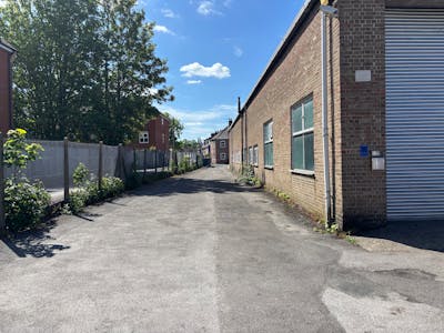 Former ATS Centre, Newbury, Industrial For Sale - IMG_0619.jpeg