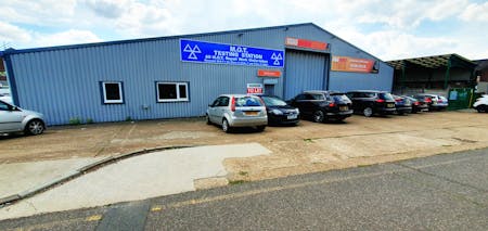 Unit 36, Bates Road,, Romford, Industrial / Warehouse To Let - 20230816_124330  Edited.jpg