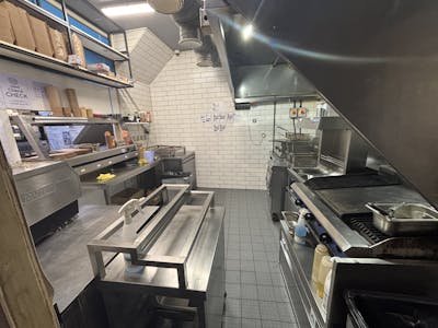 33,33a,35 &35a Station Road, Burgess Hill, Investment For Sale - IMG_0255.jpeg