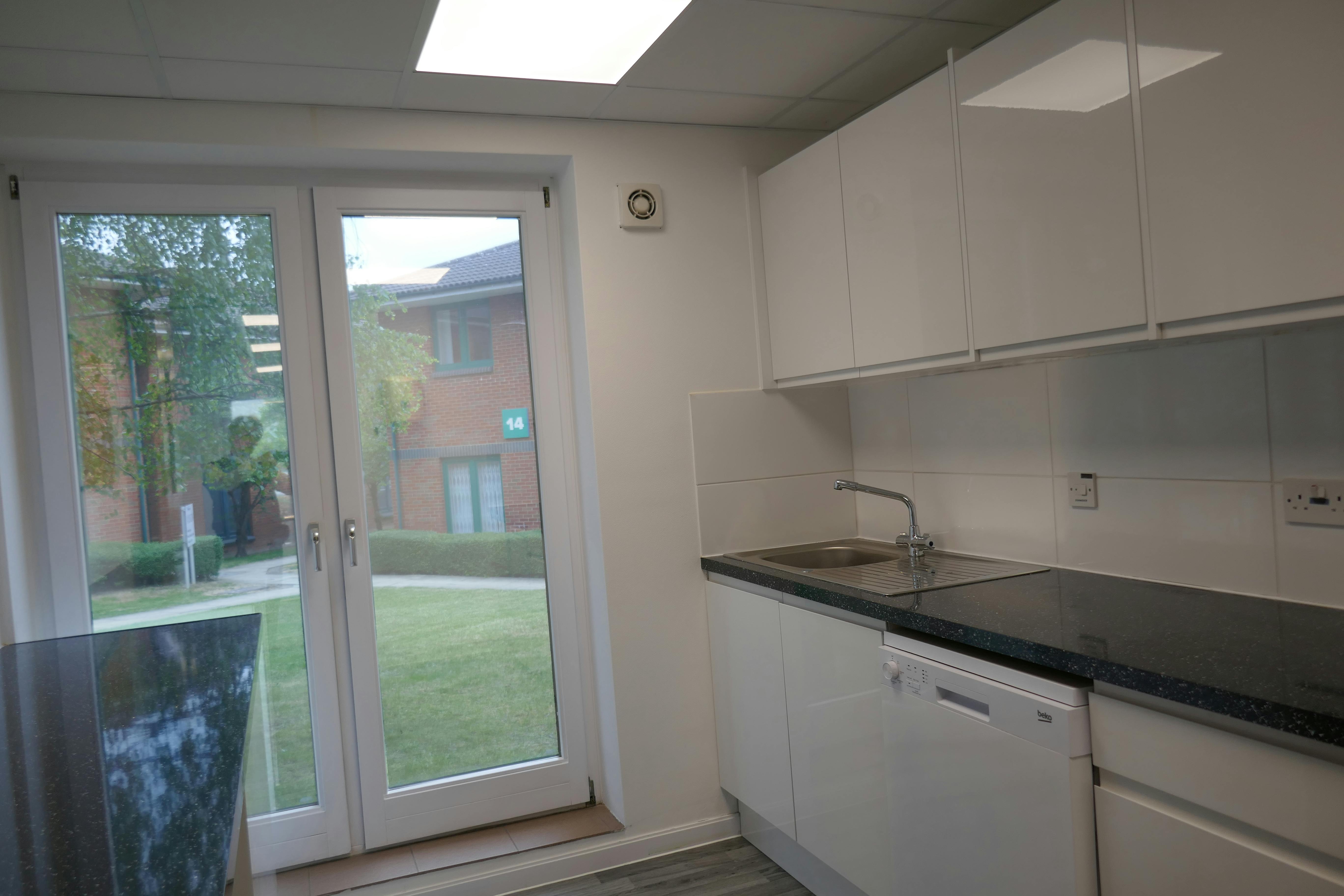 First Foor, 1-3 Tate House, Hertford, Offices To Let - P1050174.JPG