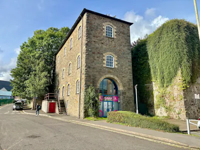 Engine House, Depot Road, Aberdare, Office For Sale - Engine House Aberdare 02.jpg
