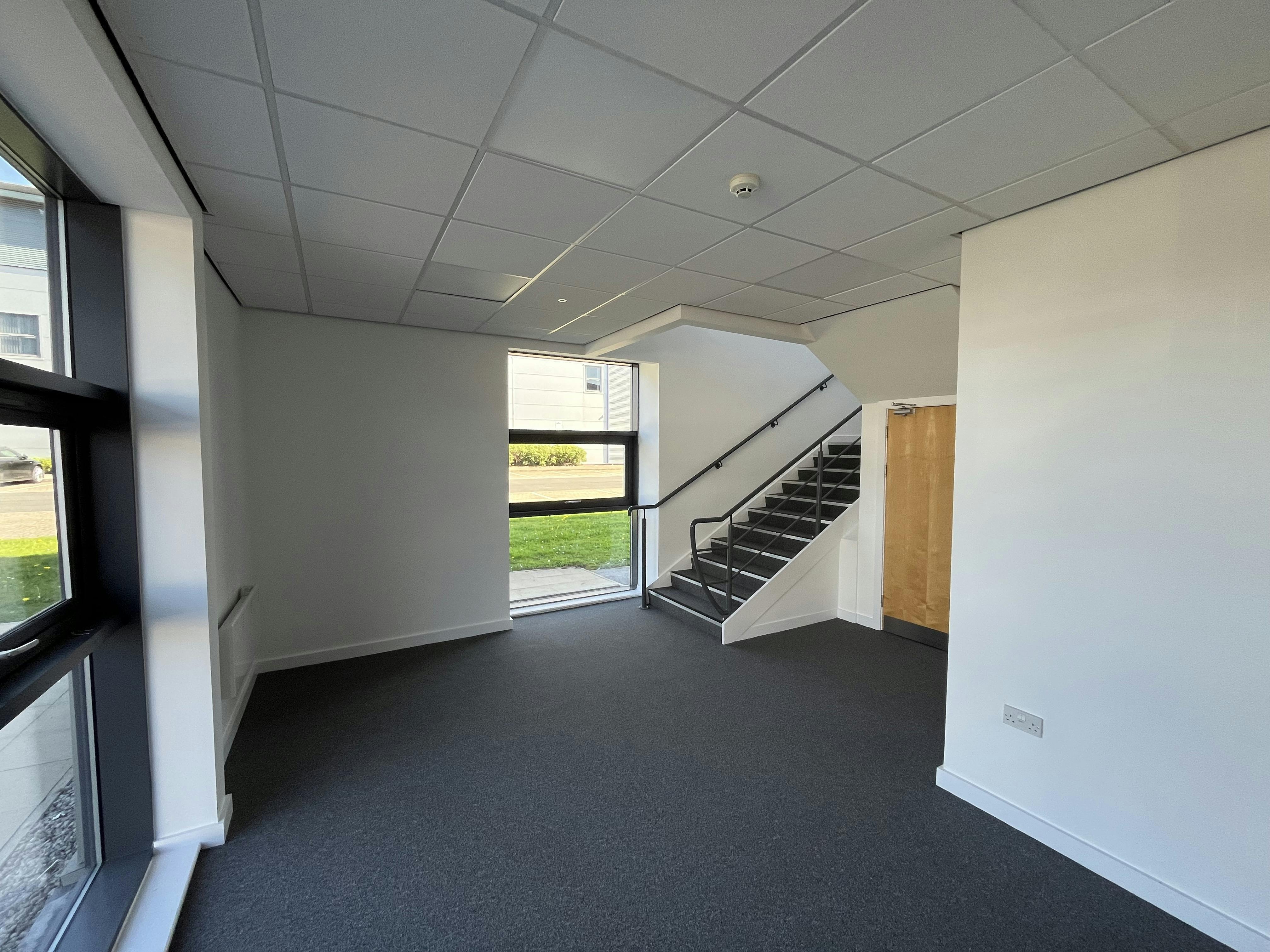 Unit F, Chorley, Industrial To Let - Unit F Lobby.jpg