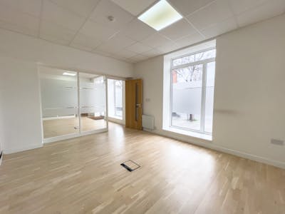 9 Enfield Road, London, Office To Let - IMG_3478.jpg