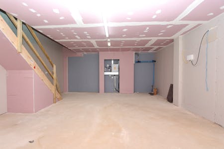 138 Stoke Newington High Street, London, Office / Retail To Let - 138StokeNewingtonHighStLondonBuildingPhoto6LargeHighDefinition.jpg