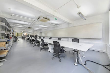 41-42 Foley Street, London, Office To Let - e5b00f251fec7c69d382a25789ea43d1office92048x1366.jpg