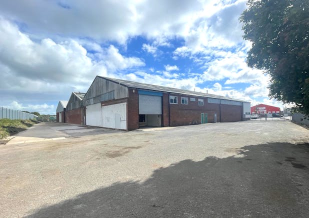 Unit P, Bridgwater, Industrial To Let - Page 3 rear yard.jpeg