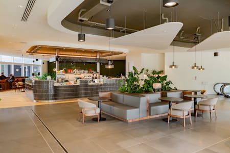 200 Aldersgate Street, Barbican, Farringdon, Office To Let - Business Lounge