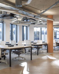 2 Leonard Circus, London, Office To Let - MC4261-7028-HR-min.jpg