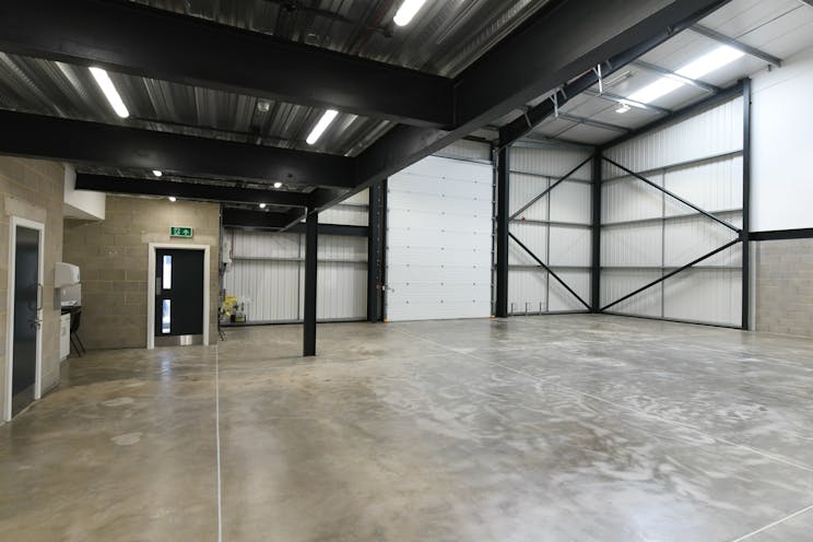 Unit 7, The IO Centre, Salbrook Road Industrial Estate, Salfords, Warehouse & Industrial To Let - Unit7_IO_RG130.jpg