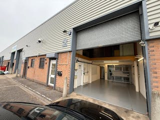2 Parkside Centre, Southend-on-Sea, Industrial To Let - IMG20251014WA0006.jpg