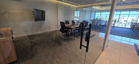 Al Manal Building, Madinat Qaboos - Ref:#276256, Muscat, Office To Let - pic 01 (2).jpeg