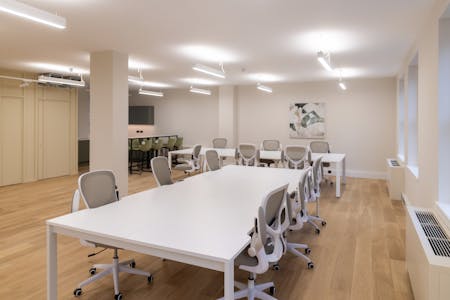 20-22 Mortimer Street (1st Floor), London, Office To Let - IMG_1569.jpg