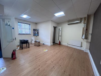 88 Clapham Park Road, Unit 13, London, Office To Let - Image 31.jpg