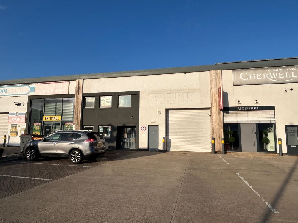 G4 Marley Way, Banbury, Trade Counter To Let - IMG_7882.jpg