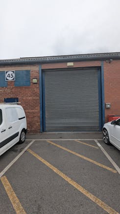 The Raylor Centre, York, Industrial/Logistics To Let - PXL_20250527_121326519.jpg
