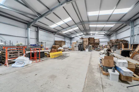 26 West End Road, Broxbourne, Industrial/Logistics To Let - 1511767 (1).jpg