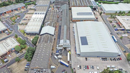 10-11 Kelvin Industrial Estate, Greenford, Industrial To Let - Forest_Real_EstateUnits_10_11_Kelvin_Industrial_Estate24.jpg