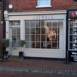 29 High Street, Godalming, Retail To Let - 20250107_131919.jpg