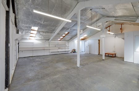 Hatch End Industrial Estate, Bicester, Industrial/Logistics To Let - Unit 41 Int.jpg