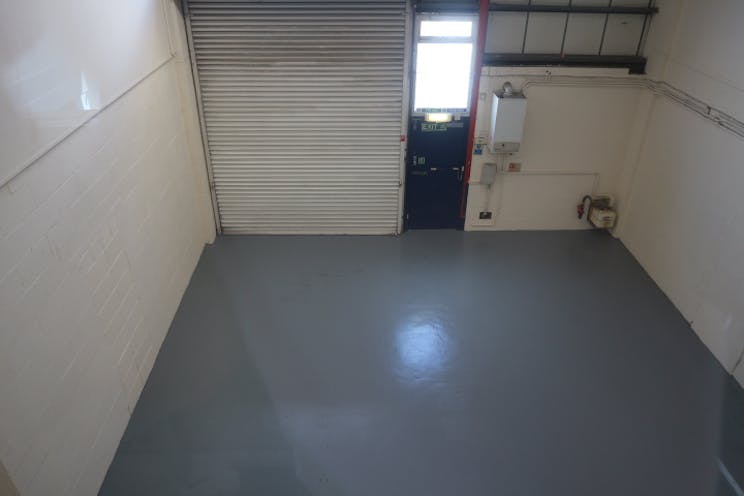 Units C5-C11 Reading Small Business Centre, Reading, Industrial / Warehouse / Investment For Sale - Weldale Street Unit C10 Interior 6.JPG