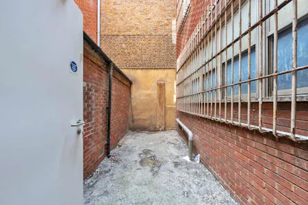 96 Camden High Street, London, Office / Retail To Let - DSC02448.jpg