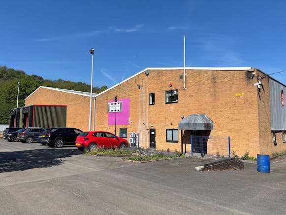 Unit 1, Kingfisher Business Park, Stroud To Let / For Sale - Ext .jpg