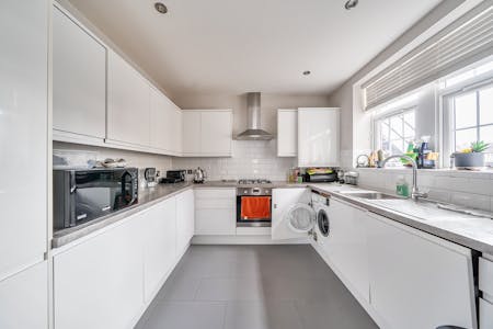 195 & 195A Kenton Road, Harrow, Office / Residential / Retail For Sale - 1429626-8-69b3f36352589.jpg