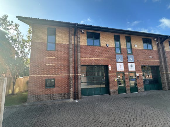 3 Hurlands Business Centre, Hurlands Close, Farnham, Offices / Industrial / Warehouse To Let - IMG_9615.JPG