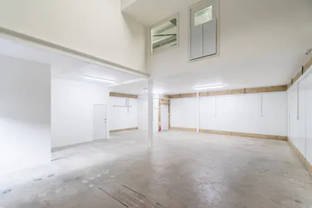 Unit 13 Glenmore Business Park, Blackhill Road, Poole, Industrial / Storage To Let - 5.jpg