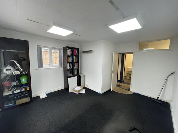 16 Ivyhouse Lane, Hastings, Industrial To Let / For Sale - IMG_3457.JPEG