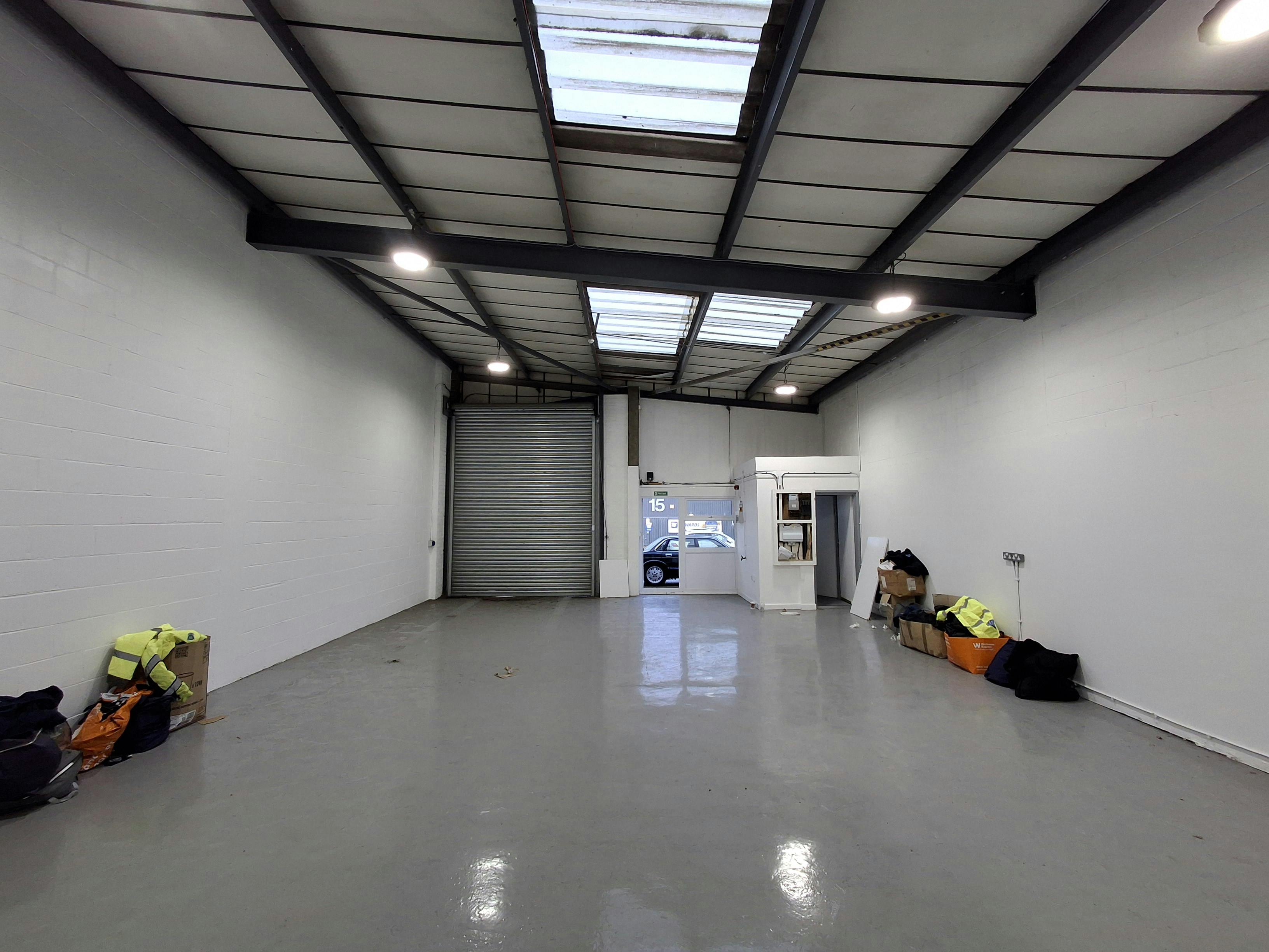 Retail/Shop in Bournemouth - photo 2