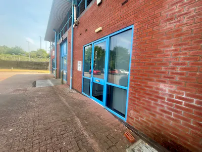 Unit 11b, The Courtyard, Llandarcy, Industrial / Office To Let - 11.jpg