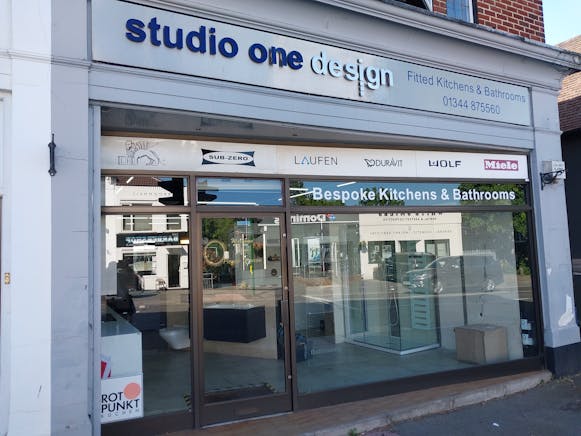 1 Broomhall Buildings, Ascot, Retail For Sale - 20260501_093455.jpg
