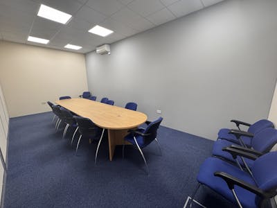 First Floor, Unit 5, Brindley Court, Worcester, Office To Let - IMG_0783.JPG