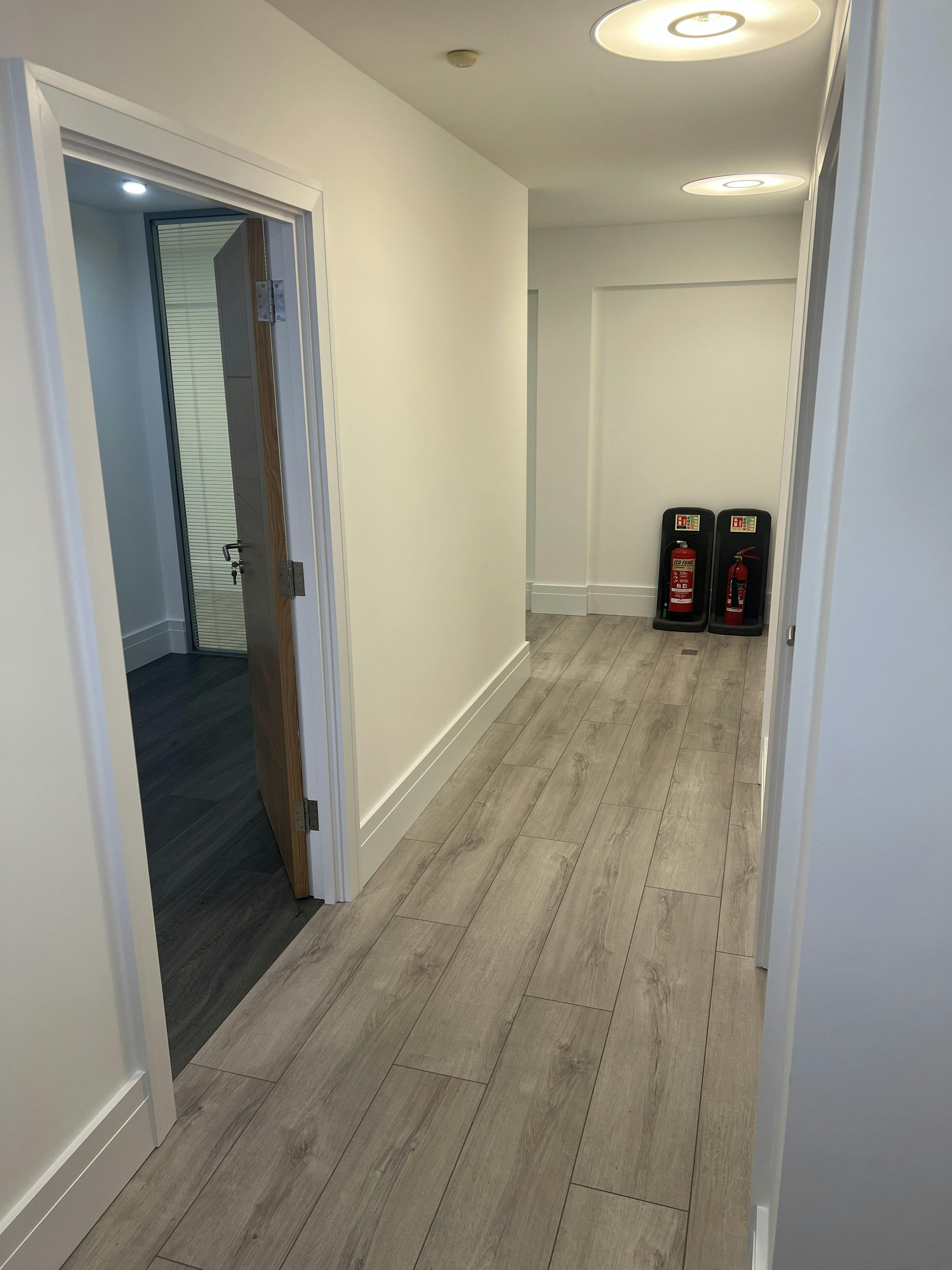 Solon House, Peterborough Road, Fulham, Office To Let - IMG_2455.JPG