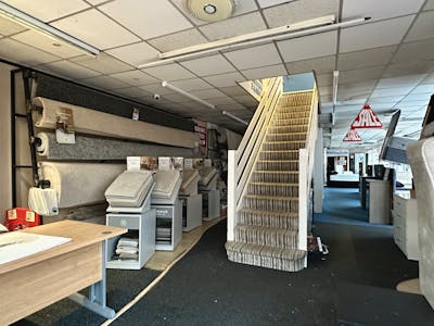 68 Dunstable Road, Luton, Development / Investment / Retail For Sale - IMG_5177.JPG